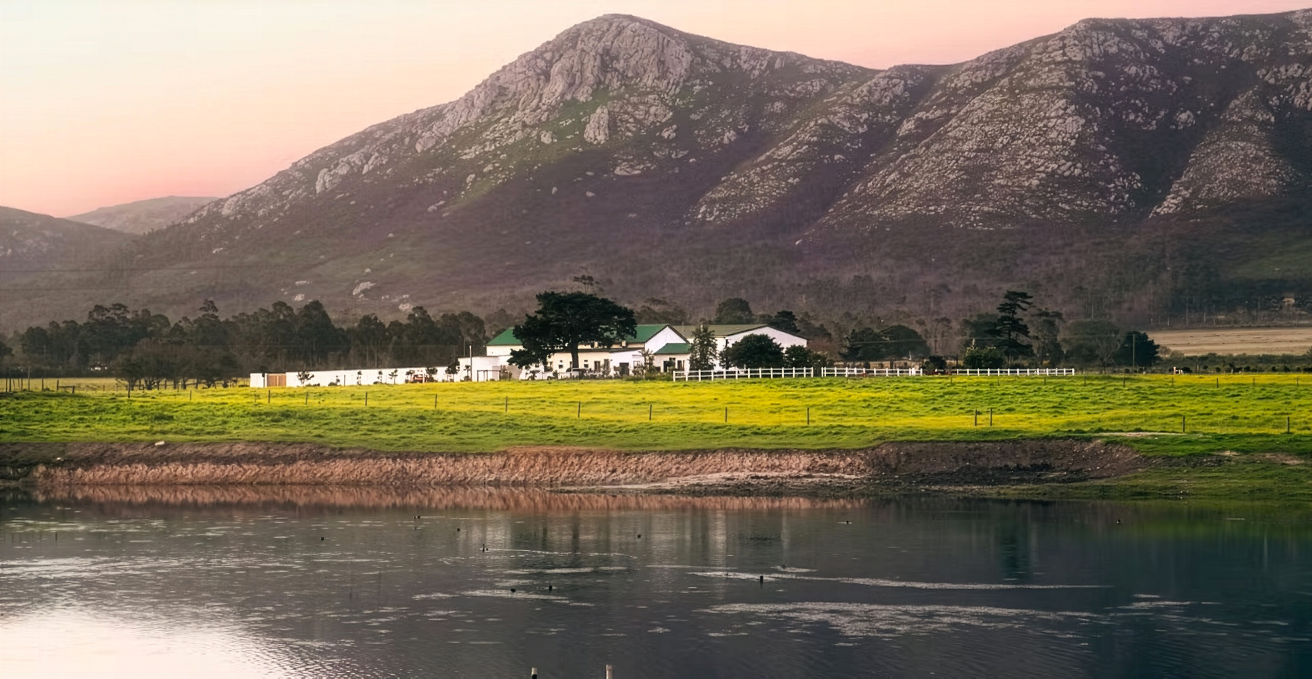 Slipperfields farm beneath Lady Slipper mountain